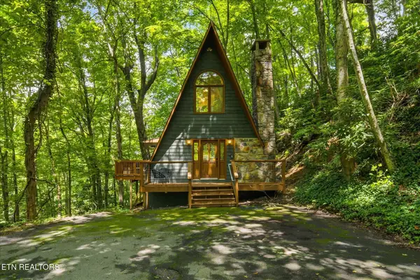 1215 N Baden Drive, Gatlinburg, TN 37738