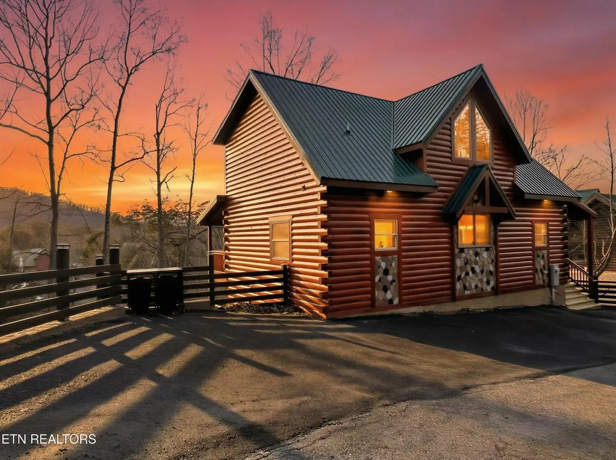 765 Chickasaw Gap Way, Pigeon Forge, TN 37863 - #1