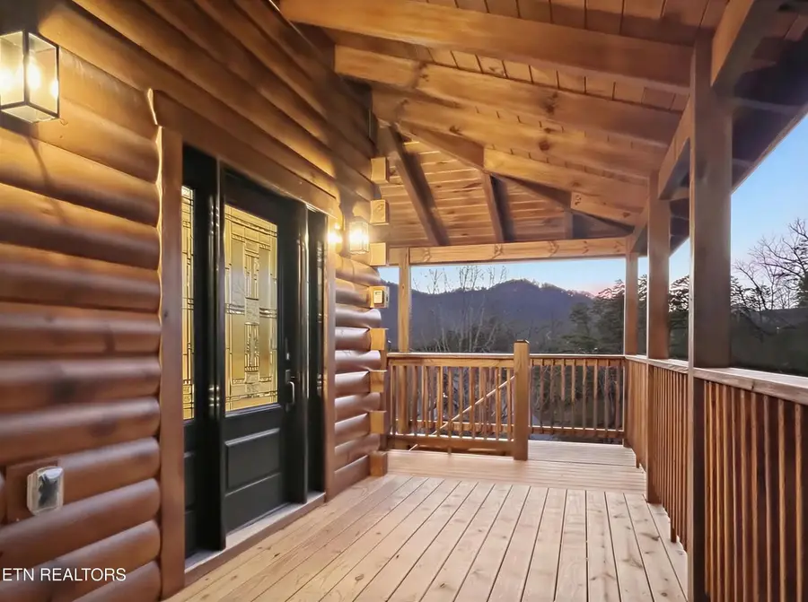765 Chickasaw Gap Way, Pigeon Forge, TN 37863 - #2