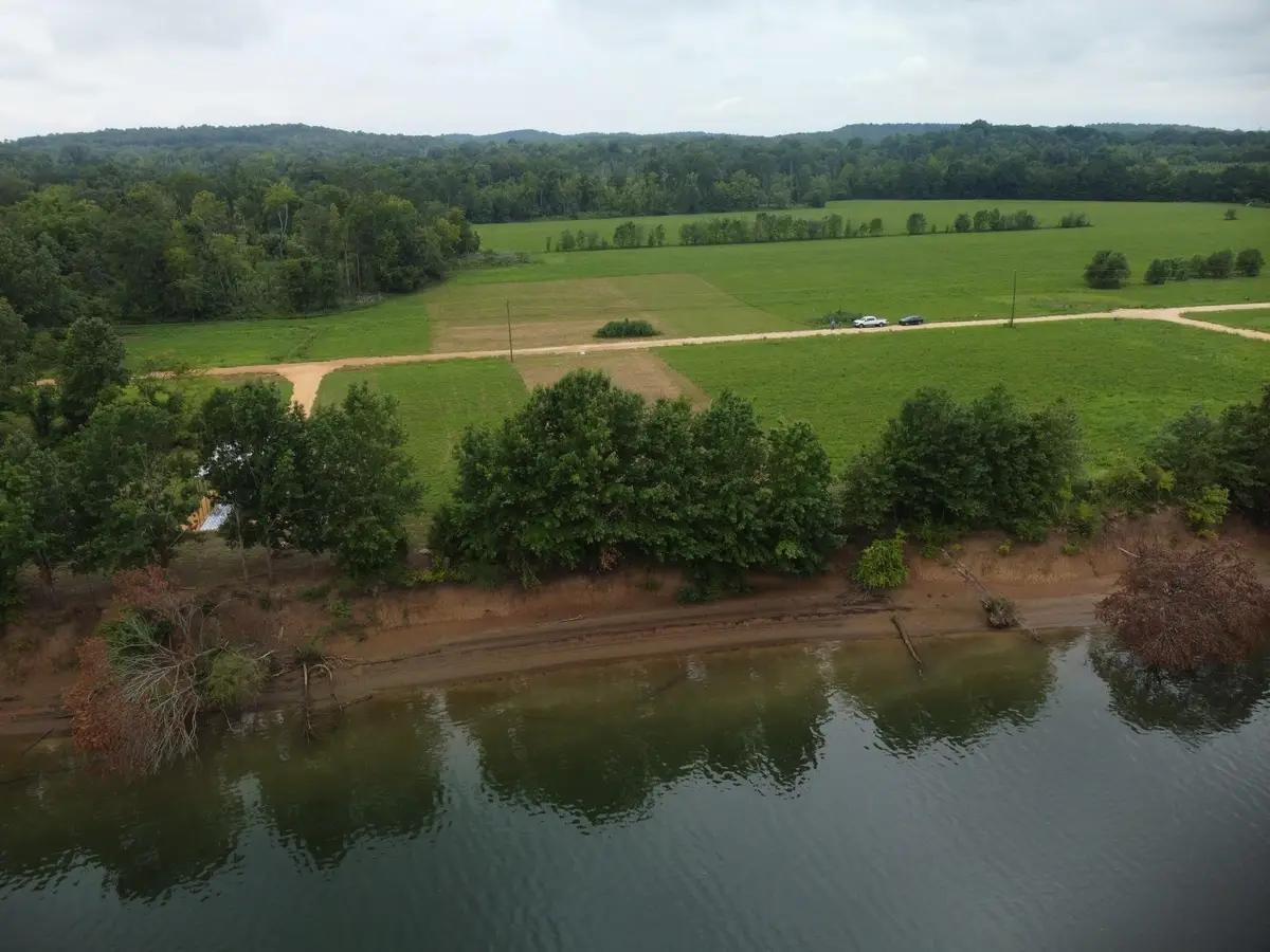 0 Dancing Eagle Lane, Clifton, TN 38425 - #1