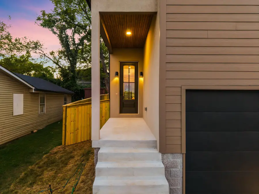 527 Elaine Ave, Nashville, TN 37209 - #3