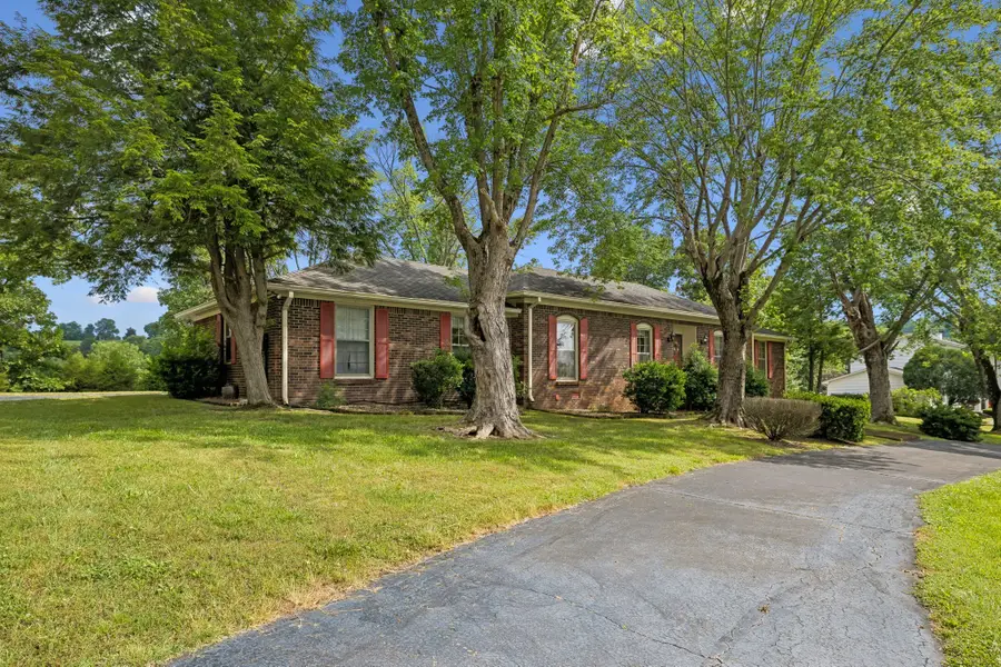 1202 Sycamore Valley Rd, Ashland City, TN 37015 - #2