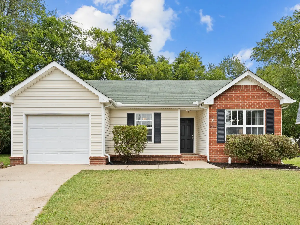 1428 Eastwoods Dr, Murfreesboro, TN 37130 - #1