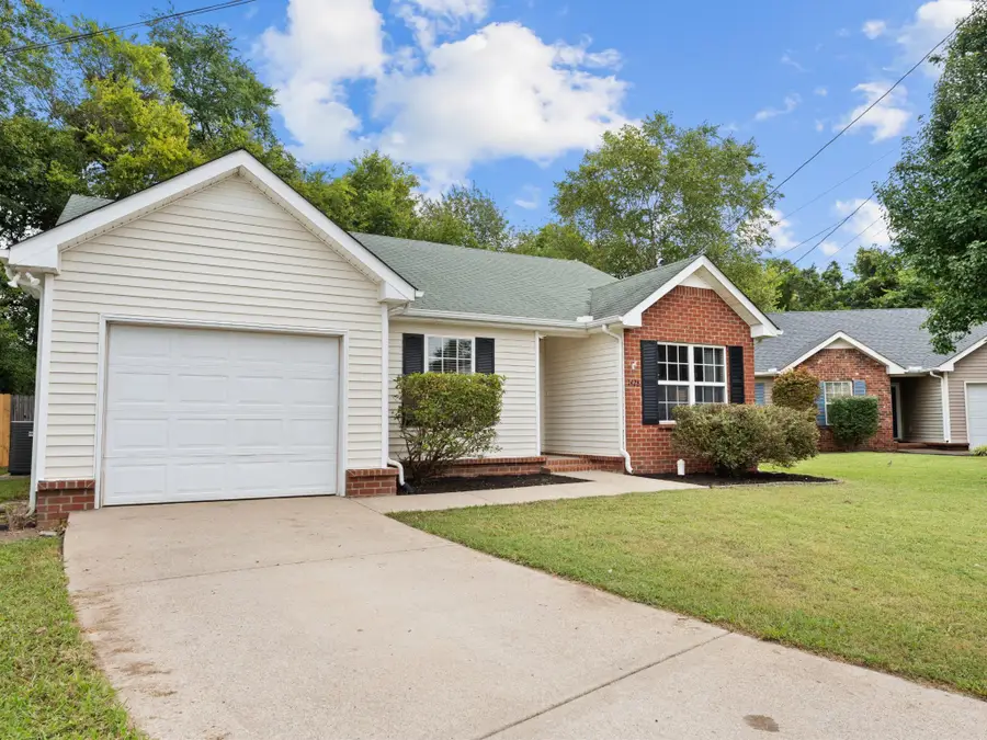 1428 Eastwoods Dr, Murfreesboro, TN 37130 - #2