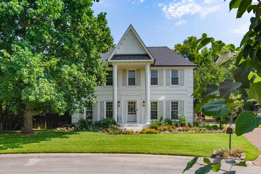 428 Chelsey Cv, Franklin, TN 37064 - #2