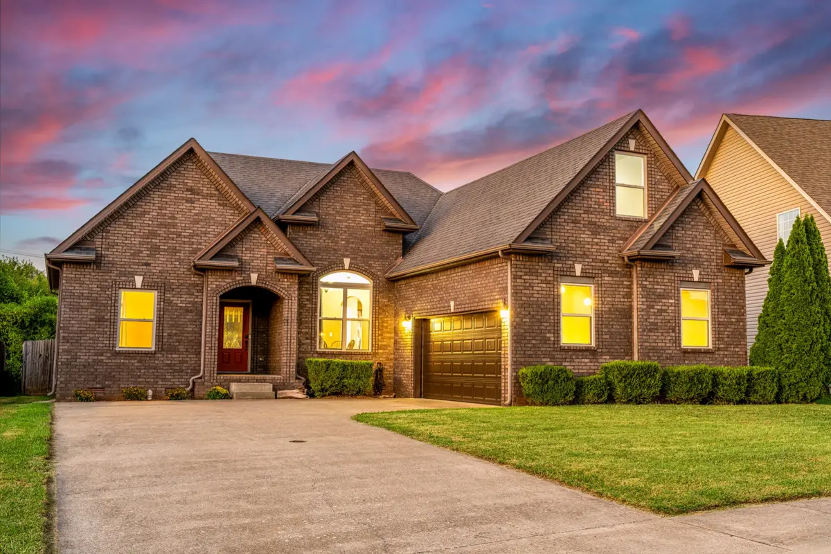 1329 Allmon Dr, Clarksville, TN 37042 - #1