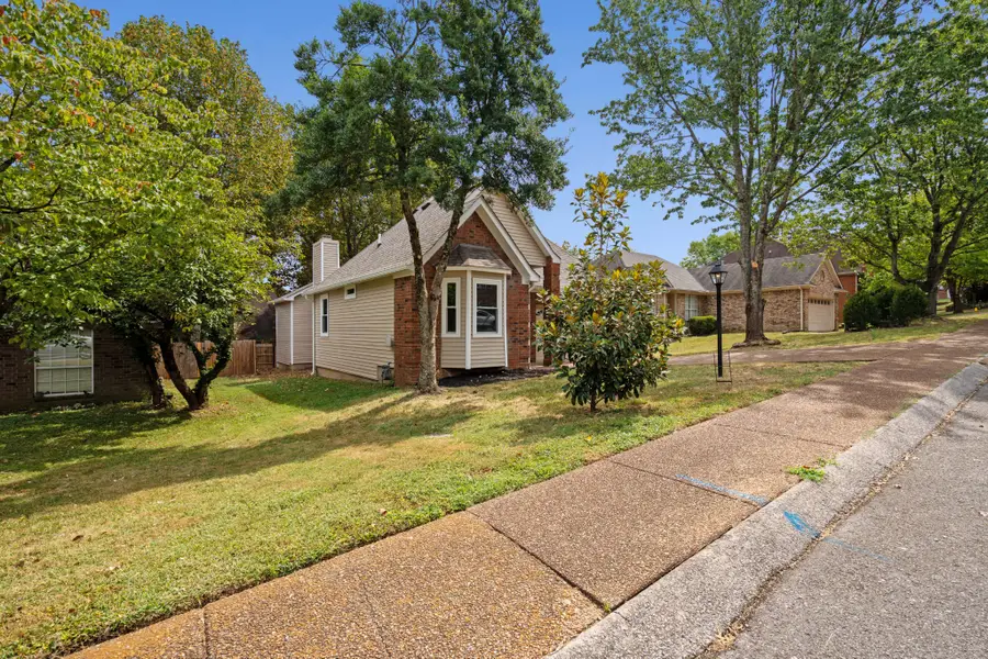 2760 Fleet Dr, Hermitage, TN 37076 - #3