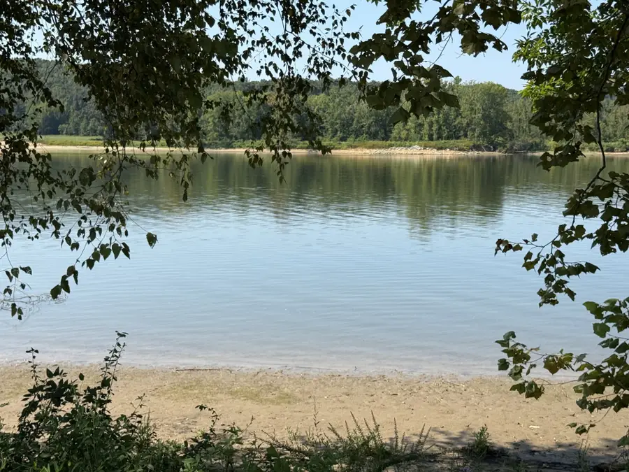 495 Hardin Bottom River Rd, Clifton, TN 38425 - #2