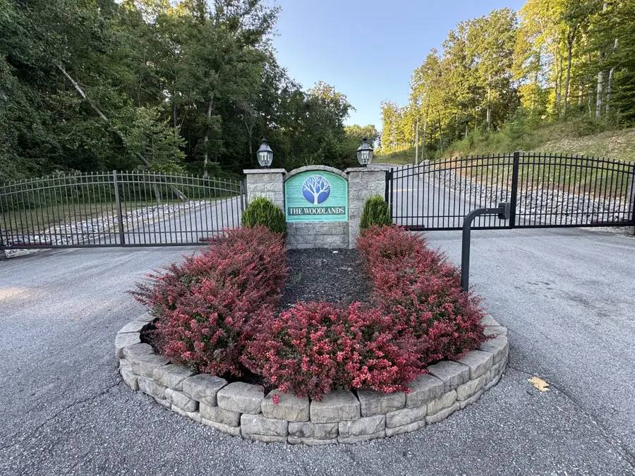 260 Oakwood Trail, McEwen, TN 37101 - #2