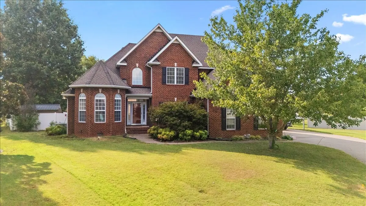 427 Garden City Dr, Murfreesboro, TN 37127 - #1