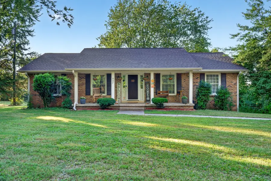 937 Needmore Rd, Clarksville, TN 37040 - #2