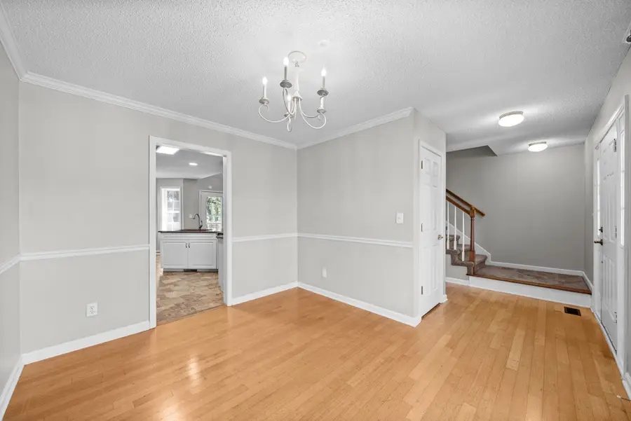 605 Westchester Pl, Clarksville, TN 37043 - #3