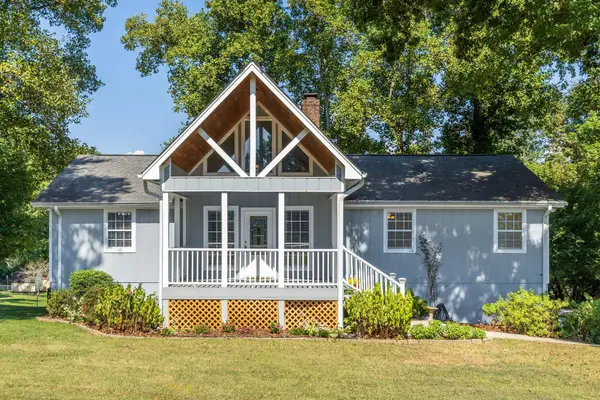 2257 N Shore Acres Rd, Soddy Daisy, TN 37379