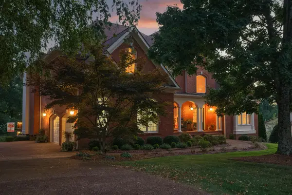 31 Mountain Orchard Path, Signal Mountain, TN 37377