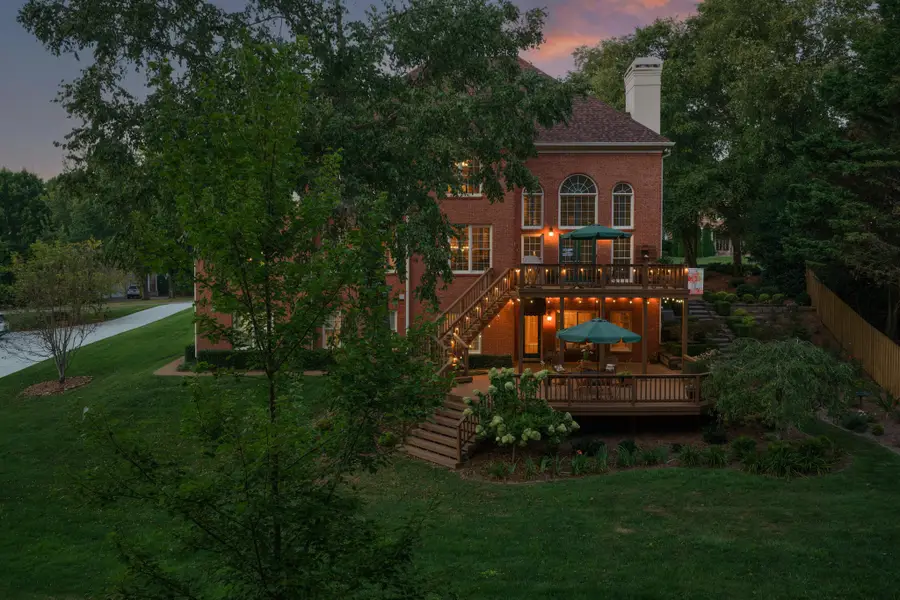 31 Mountain Orchard Path, Signal Mountain, TN 37377 - #3