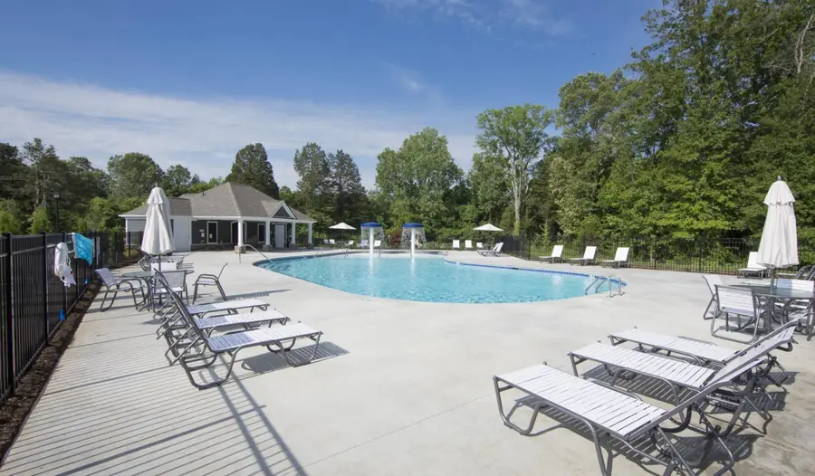 4308 Scarlet Ct, Columbia, TN 38401 - #2