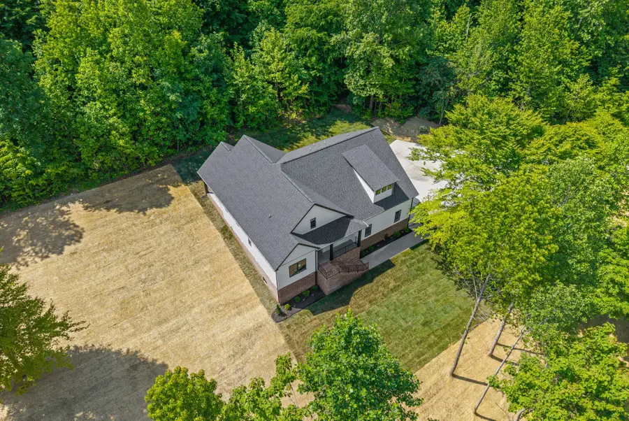 2687 Palmyra Rd, Palmyra, TN 37142 - #3