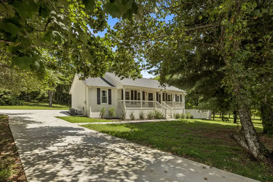 670 Northridge Rd, Columbia, TN 38401 - #2