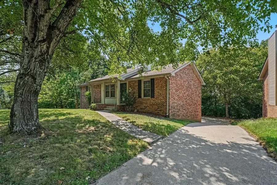 852 Fitzpatrick Rd, Nashville, TN 37214 - #2