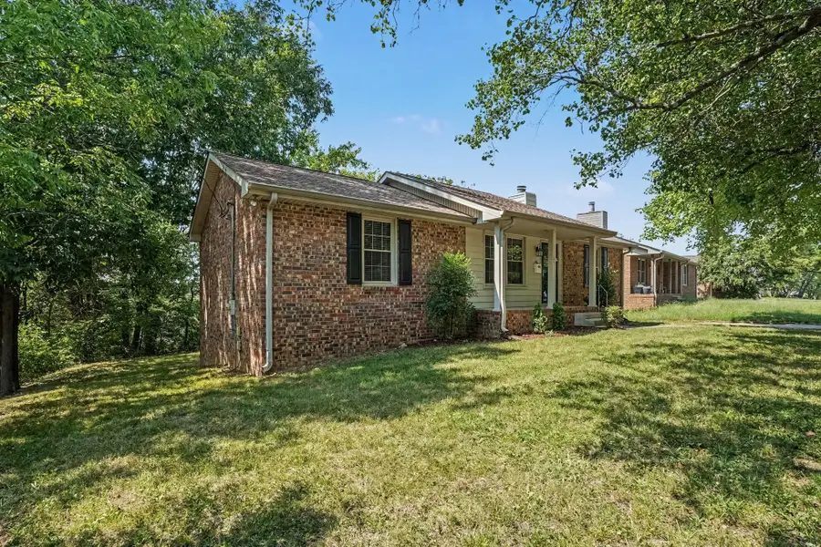 852 Fitzpatrick Rd, Nashville, TN 37214 - #3
