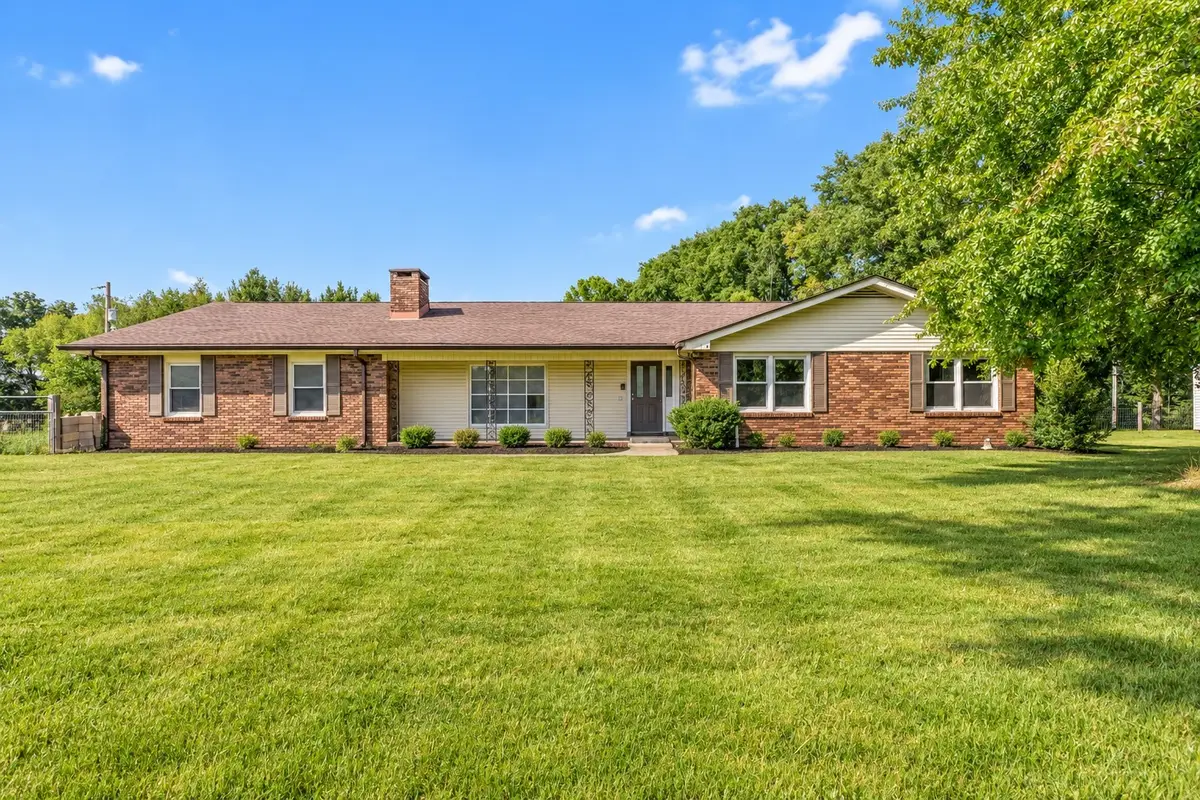 1100 Pleasant Valley Rd, Chapmansboro, TN 37035 - #1
