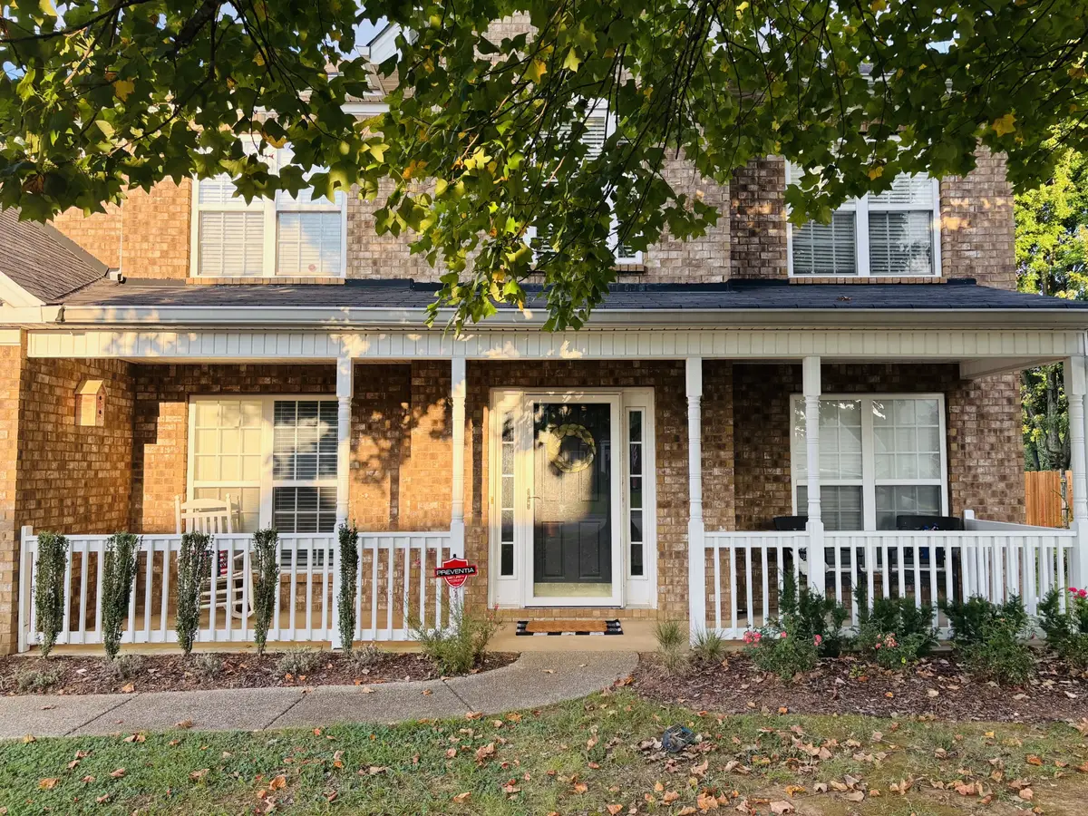 3007 Commonwealth Dr, Spring Hill, TN 37174 - #1