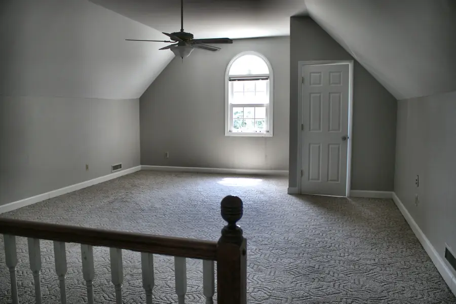 1019 Hilton Ln, Castalian Springs, TN 37031 - #2