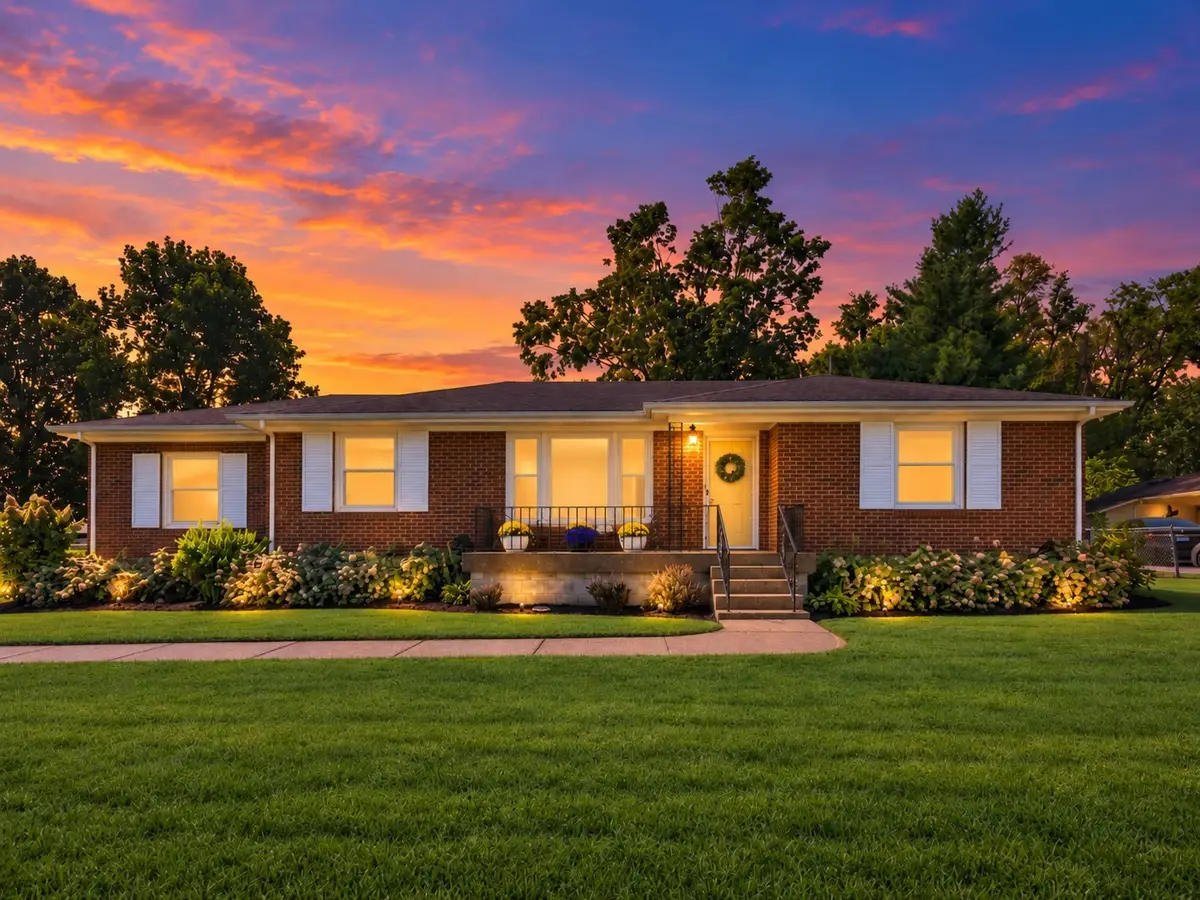 2439 Cabin Hill Rd, Nashville, TN 37214 - #1