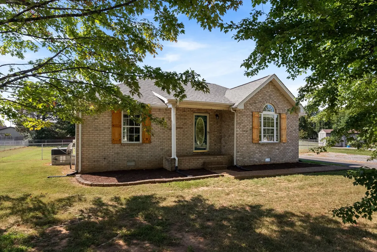 214 Westland St, Portland, TN 37148 - #1