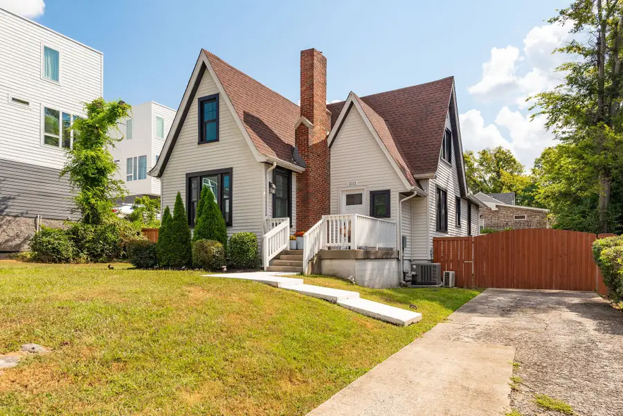 2112 24th Ave N, Nashville, TN 37208 - #3