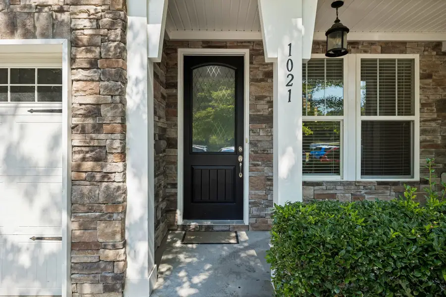 1021 Livingstone Ln, Mount Juliet, TN 37122 - #2