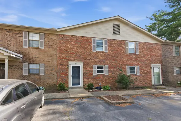 541 River Rock Blvd, Murfreesboro, TN 37128