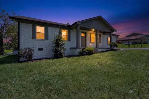 210 Crenshaw Rd, Hartsville, TN 37074