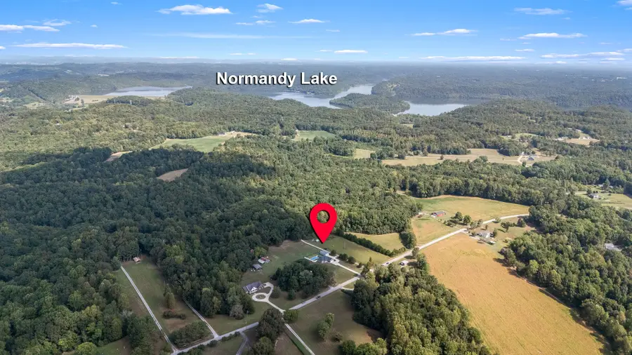 3443 Riley Creek Rd, Normandy, TN 37360 - #2