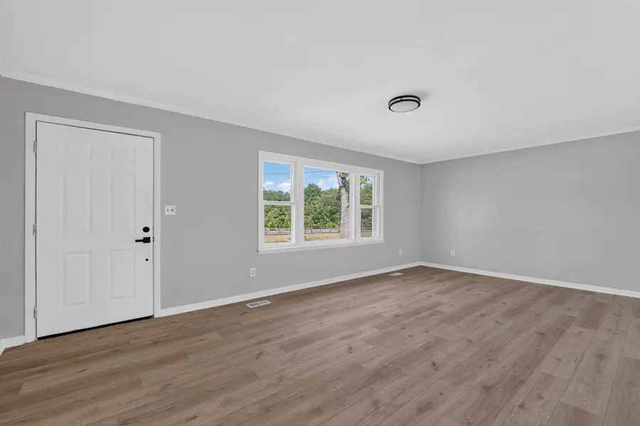 1790 Old Estill Springs Rd, Winchester, TN 37398 - #2