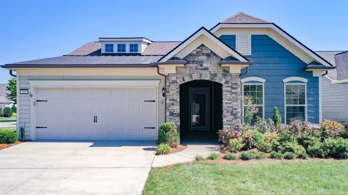 701 Clay Ct, Spring Hill, TN 37174 - #1