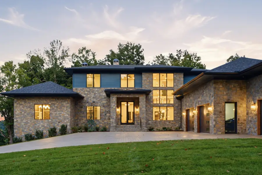 1782 Spring Water Ln, Thompsons Station, TN 37179 - #2