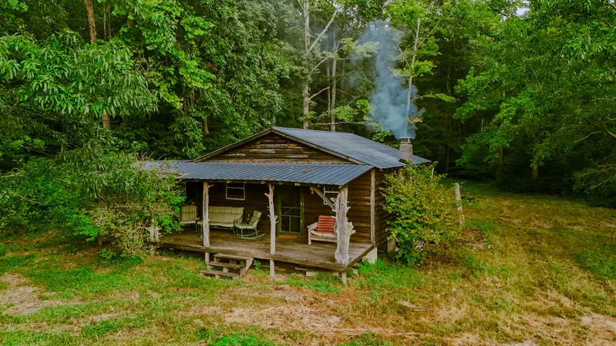 965 Flag Springs Rd, Lynnville, TN 38472 - #2