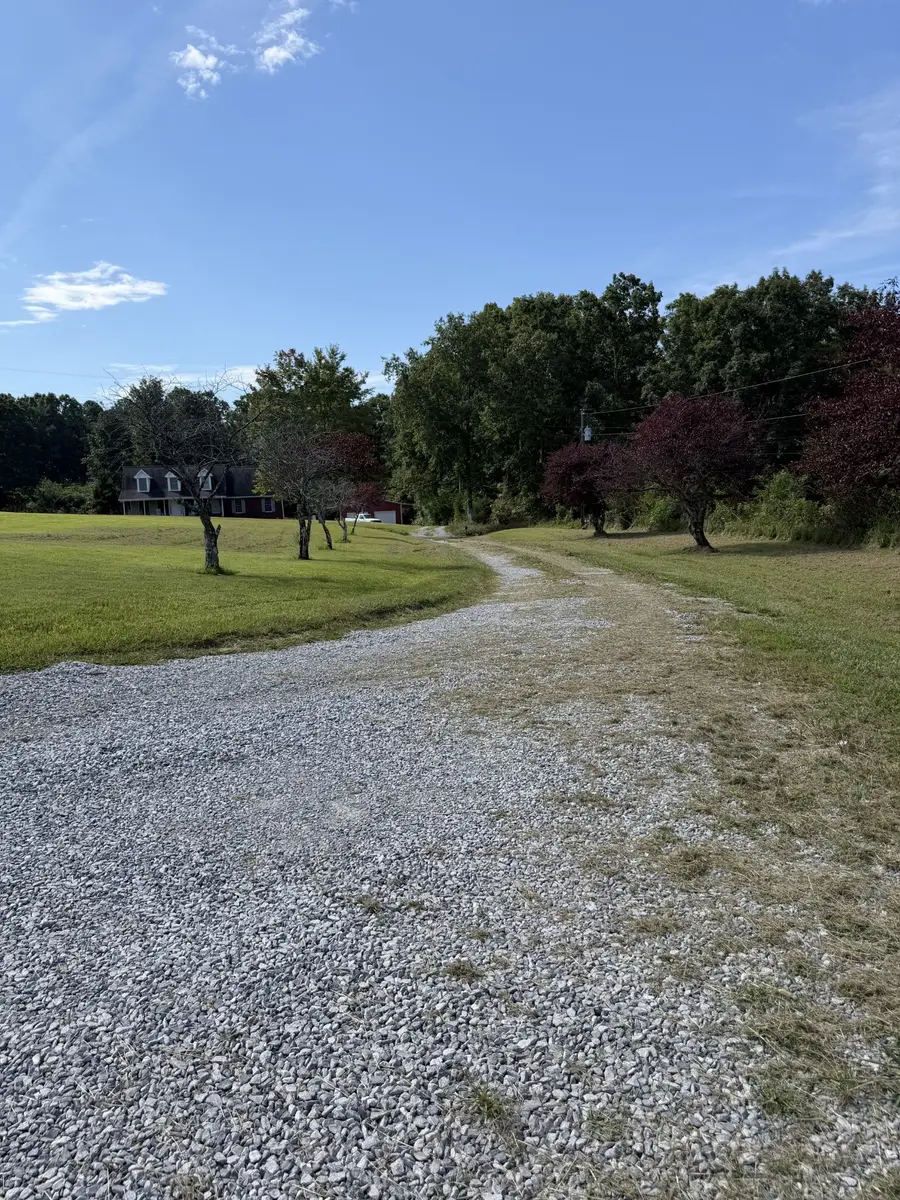 1051 Old Stage Rd, Dickson, TN 37055 - #2