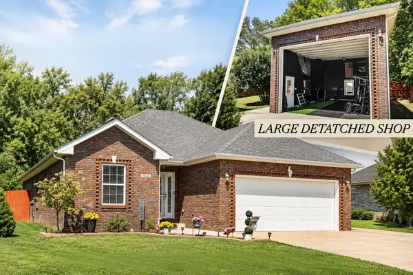 1028 Hendricks Ct, Clarksville, TN 37040