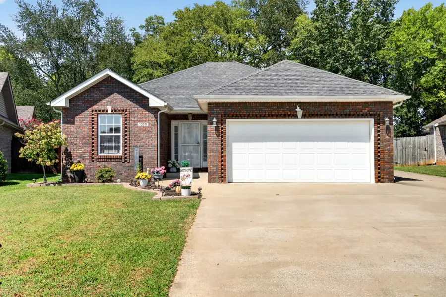 1028 Hendricks Ct, Clarksville, TN 37040 - #2