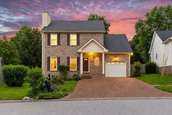7728 Poplar Ridge Dr, Nashville, TN 37221