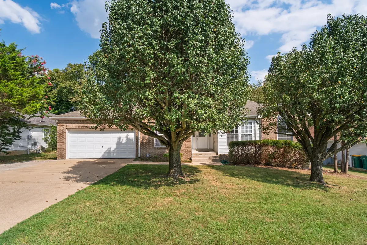 2261 Joann Dr, Spring Hill, TN 37174 - #1