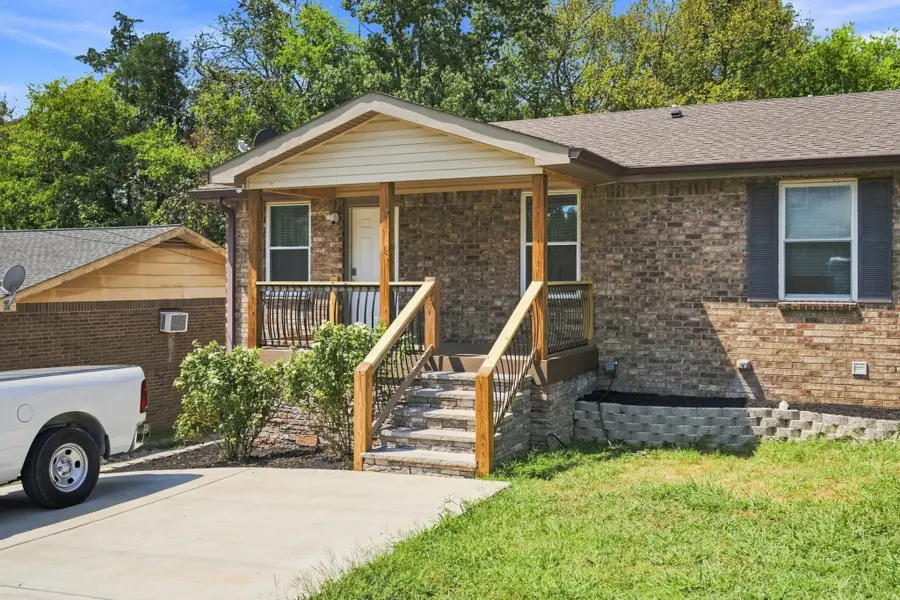 4637 Forest Ridge Dr, Hermitage, TN 37076 - #2