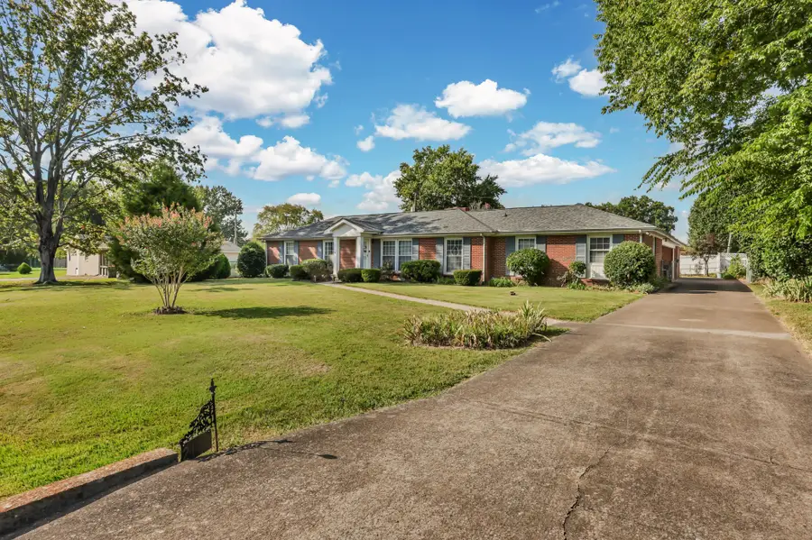 2149 Allendale Dr, Clarksville, TN 37043 - #2