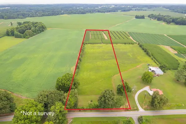 1069 Cotton Grove Rd, Jackson, TN 38305