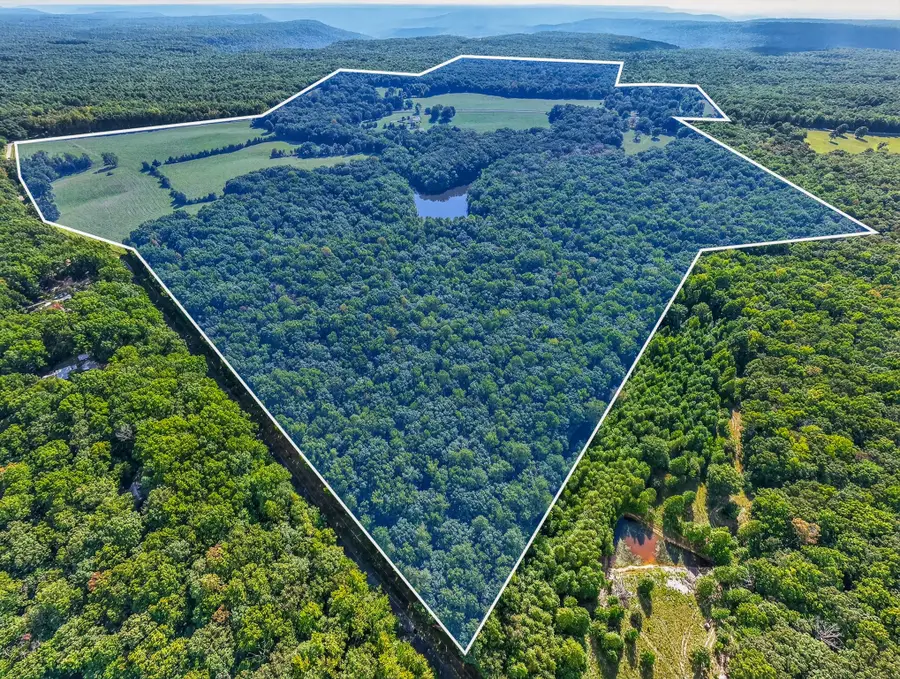4000 Jumpoff Rd, Sewanee, TN 37375 - #2