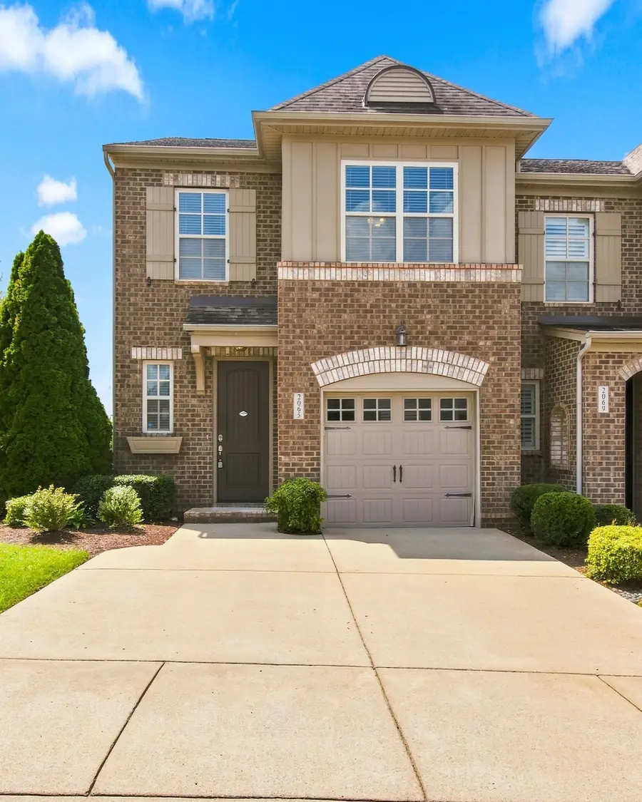 2065 Newark Ln, Thompsons Station, TN 37179 - #2