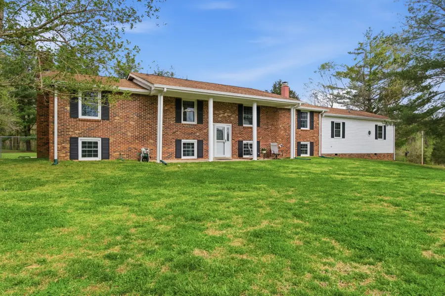 293 E Piney Rd, Dickson, TN 37055 - #3