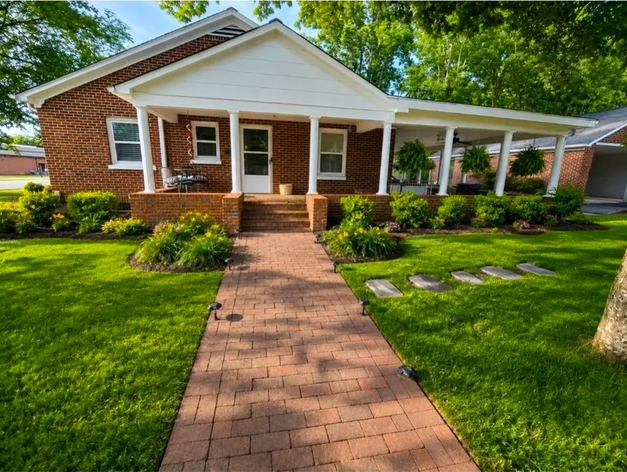 130 Lafayette Ave, Lawrenceburg, TN 38464 - #2